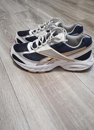 Кроссовки reebok,42p.