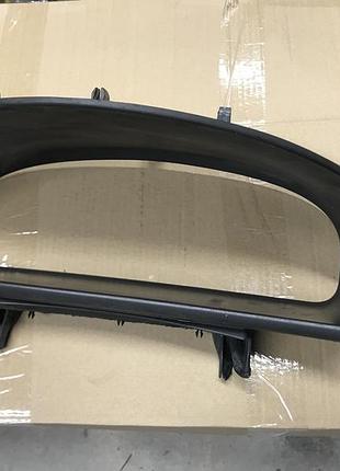 Бу накладка панели приборов renault laguna 2, 8200025894, 8200025893