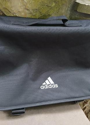 Мужская оригинальная сумка adidas.