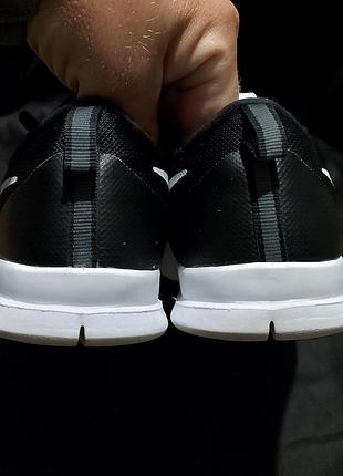 Nike flex essential 6