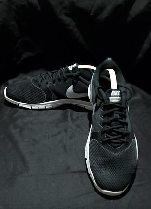 Nike flex essential 5