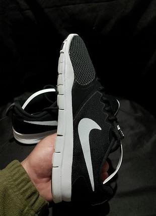Nike flex essential 3
