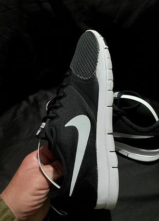 Nike flex essential 2