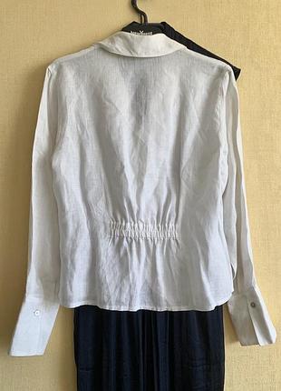Красивая льняная блузка (100% linen) с пуговицами в виде цветов