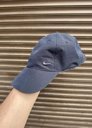 Вінтажна кепка nike metal swoosh оригінал