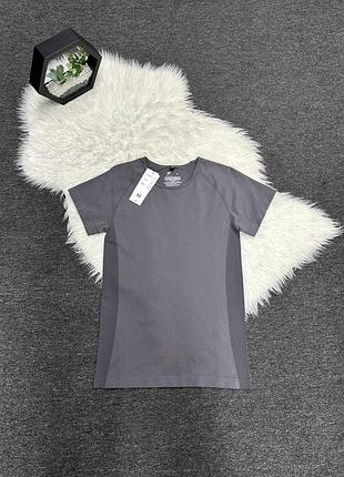 Оригінальна футболка primark