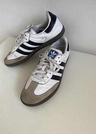 Adidas samba