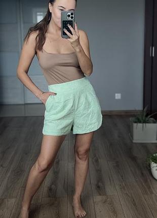 Шорти zara