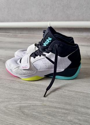 Nike jordan zion 2, 42 розмір