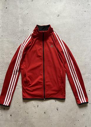 Червона олімпійка adidas