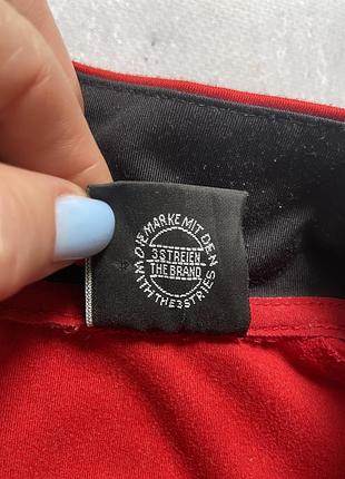 Червона олімпійка adidas 4