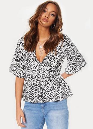 Блуза prettylittlething з етикеткою