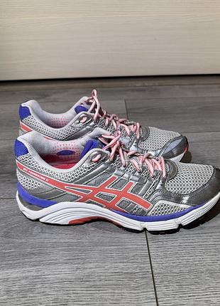 Кросівки для бігу asics