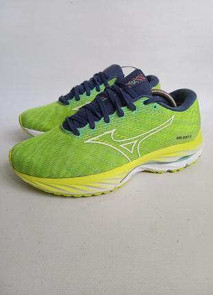 Кроссовки mizuno
