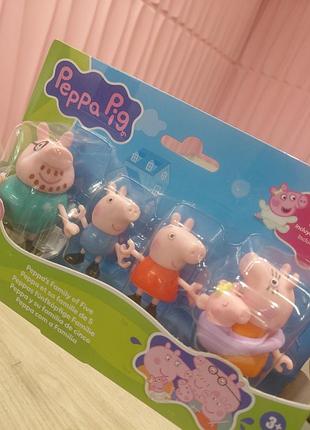 Фігурки peppa 3