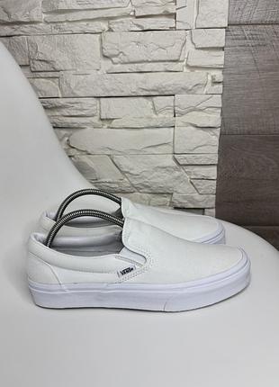 Оригінальні білі кеди сліпони  vans classic unisex 40р(26 см)