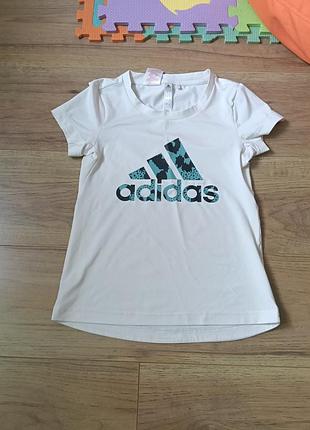 Футболка на дівчинку adidas aeroready