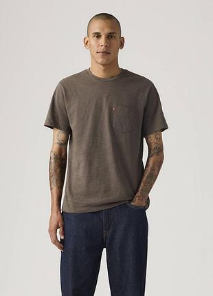 Мужская футболка levi's с карманом