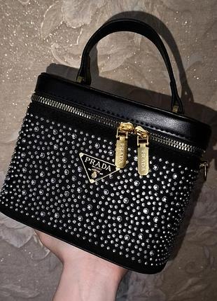 Сумка типа prada с стразами
