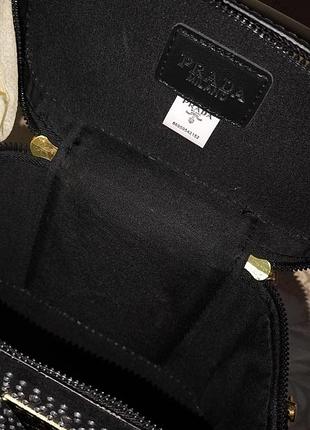 Сумка типа prada с стразами 4