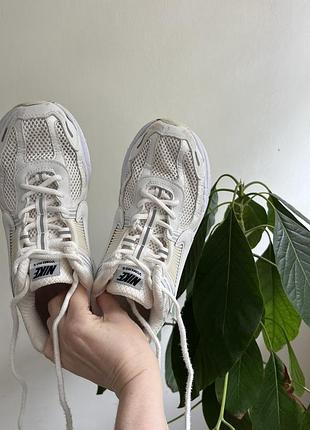Жіночі кросівки на піні nike zoom vomero 5 / жіночі молочні легкі кросівки піна + сітка 38