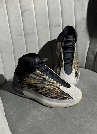 Дитячі кросівки adidas yeezy оригінал