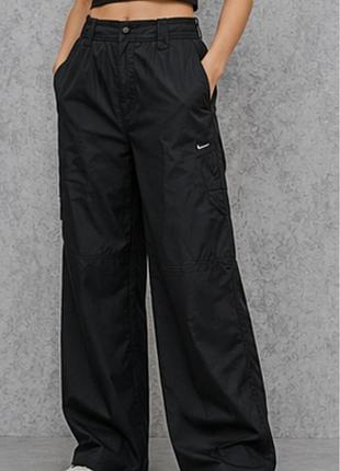 Спортивные штаны nike