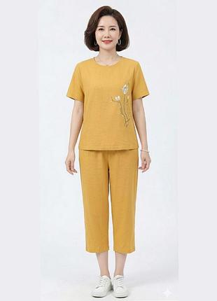 Костюм женский футболка+бриджи