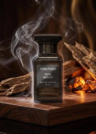 Dossier tom ford - oud wood eau de parfum
