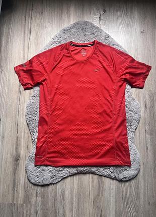 Nike running бігова классна дуже легесенька футболка для занять спортом