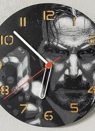 Настінний годинник «john wick» — 3d-друкований портрет кіану рівза, геймерський та кінодекор