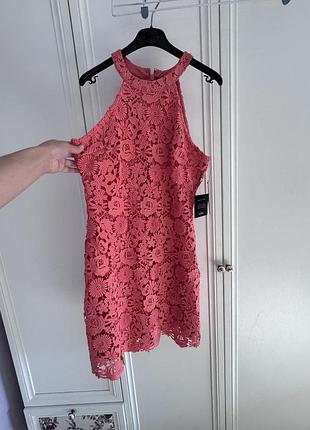 🔥 коралова мереживна сукня від lulus, нова з биркою