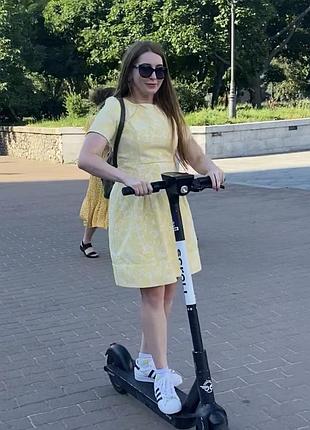 Жовта сукня з квітковим жакардовим візерунком annie greenabelle