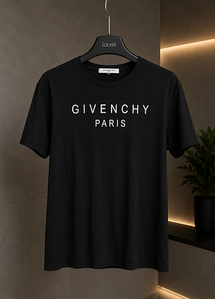 Футболка givenchy