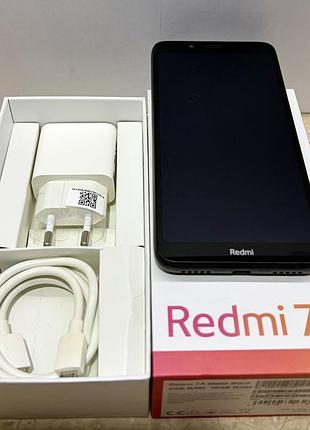 Смартфон в идеальном состоянии xiaomi redmi 7a (акб как новая, долго держит заряд)