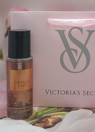 Парфюмированный мини мист vanilla lace victoria’s secret.
оригинал из сша