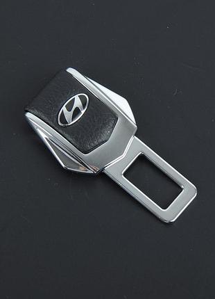 Заглушка ременя безпеки метал "hyundai" (1шт) цинк.сплав + шкіра (тип №2)