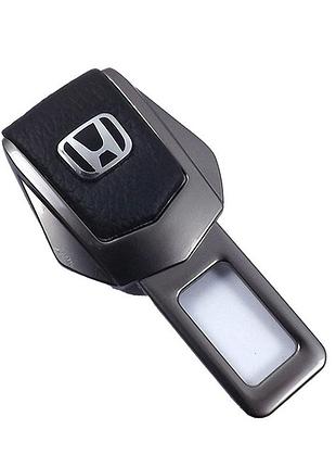 Заглушка ремня безопасности металл "honda" (1шт) цинк.сплав + кожа (тип no2) графит