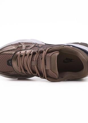 Nike v2k runtekk mink brown