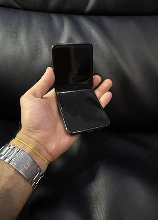 Samsung galaxy z flip 5 4