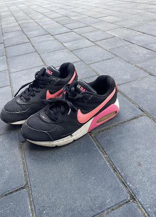 Кросівки nike