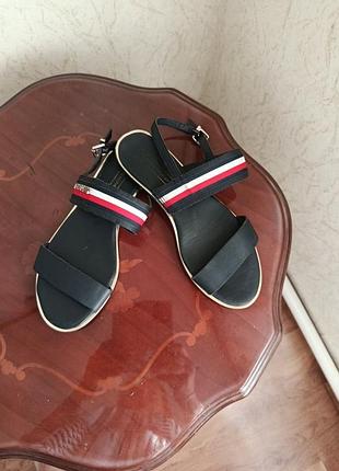 Жіночі сандалі tommy hilfiger, розмір 40, оригінал
