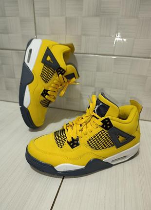 Жіночі кросівки nike air jordan , розмір 38