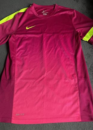 Мужская спортивная футболка nike