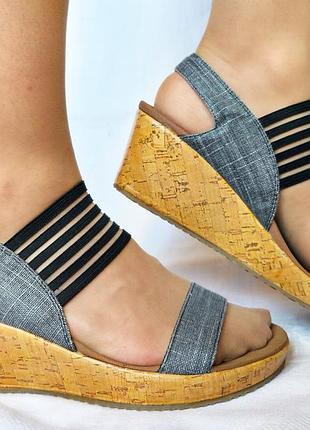 1026 босоножки на танкетке skechers 39-40 р.