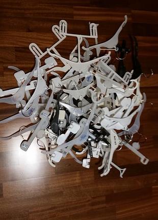 Плічка , вішалки , тремпели