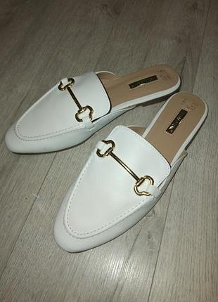 Лоферов-мюли из экокожи от бренда primark