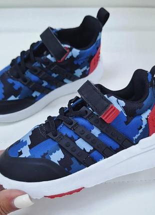Кроссовки adidas