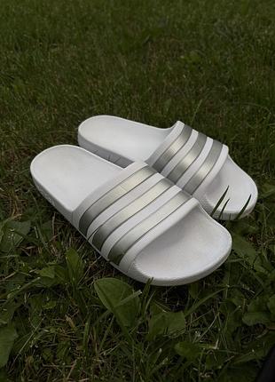 Тапки adidas, оригінал