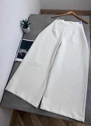 Вкорочені штани zara